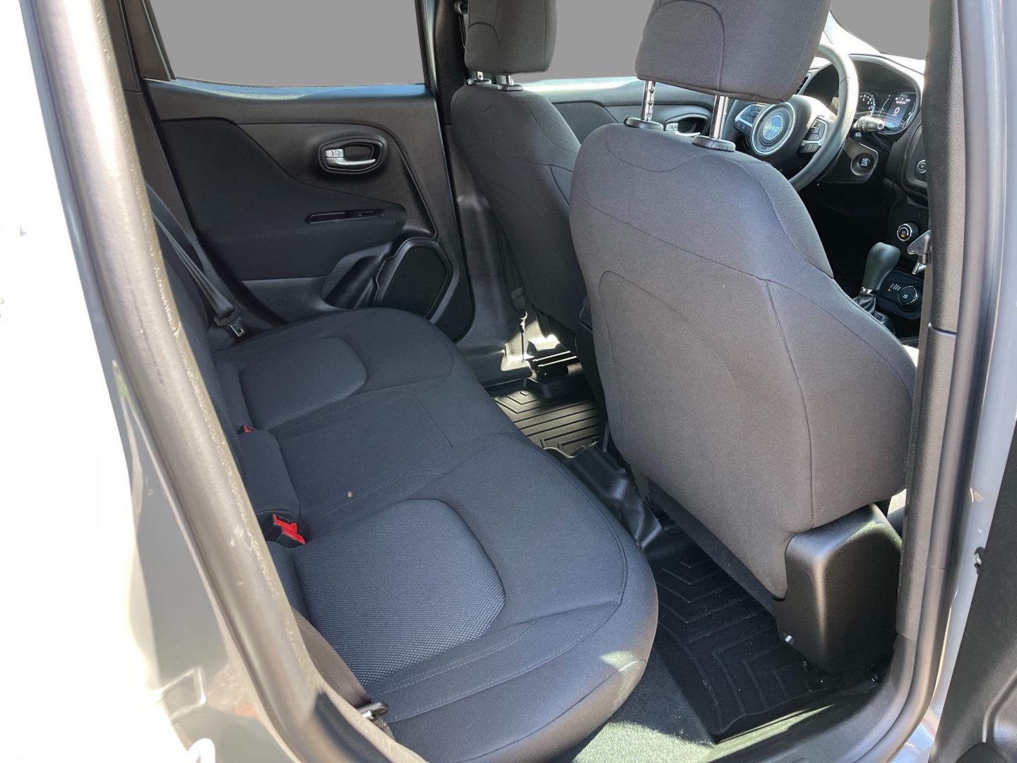 2020 Gray /Black Jeep Renegade Sport (ZACNJBABXLP) with an 2.4L I4 DOHC 16V Multi-Air engine, 9 Speed Automatic transmission, located at 11115 Chardon Rd. , Chardon, OH, 44024, (440) 214-9705, 41.580246, -81.241943 - Photo#36